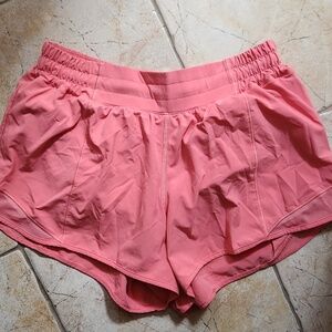 lululemon athletica Coral Elastic-Waist Athletic Shorts Size 8